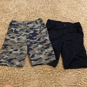 Bundle 2 pairs Boys Wrangler ATG shorts 14/16 EUC